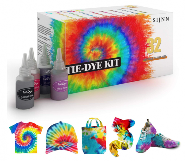 Tie die shirt, hat, bag, scarf, and shoes.